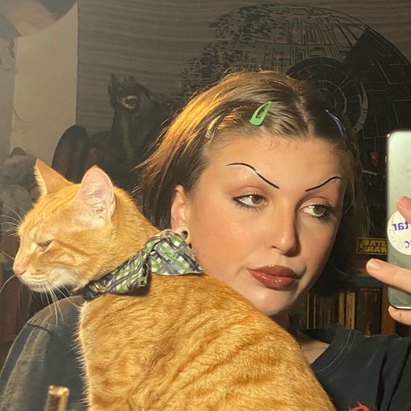 abigalethurston